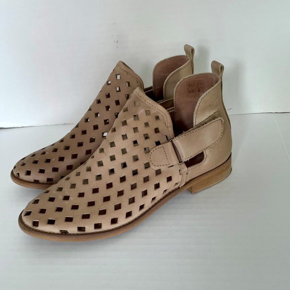 Musse & Cloud Caila Leather Perforated Western Ankle Booties Taupe 37 = 6/6.5 - Picture 1 of 13